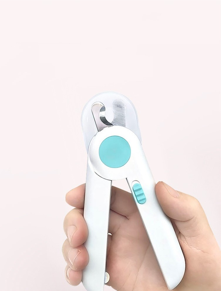 GlowTrim LED Pet Nail Clippers — See the Quick, Skip the Vet